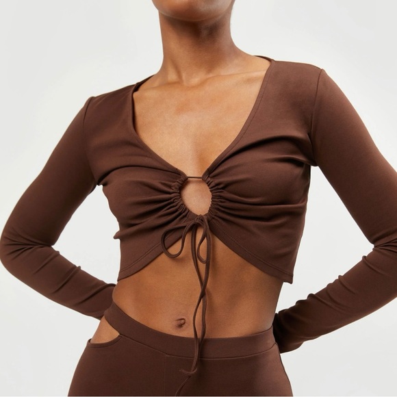 Oak+Fort Brown Open Front Crop Top - Picture 1 of 6